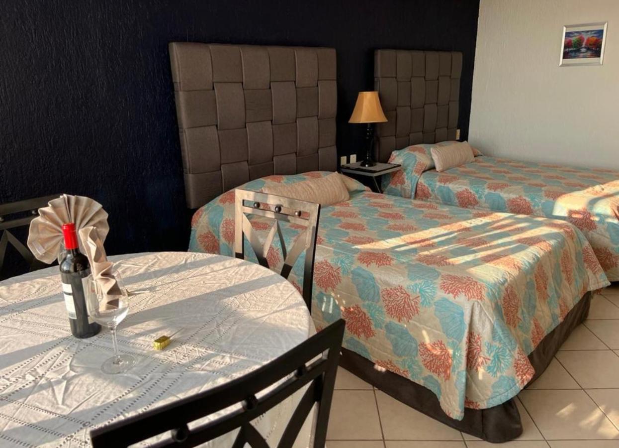 Solymar Condos Канкун Екстериор снимка